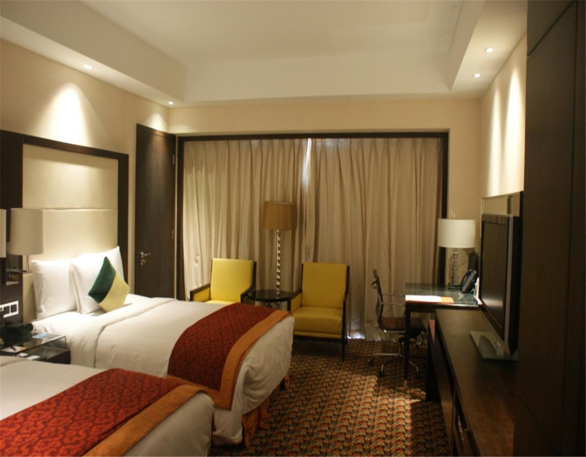 Courtyard By Marriott Beijing Northeast Hotel Екстериор снимка